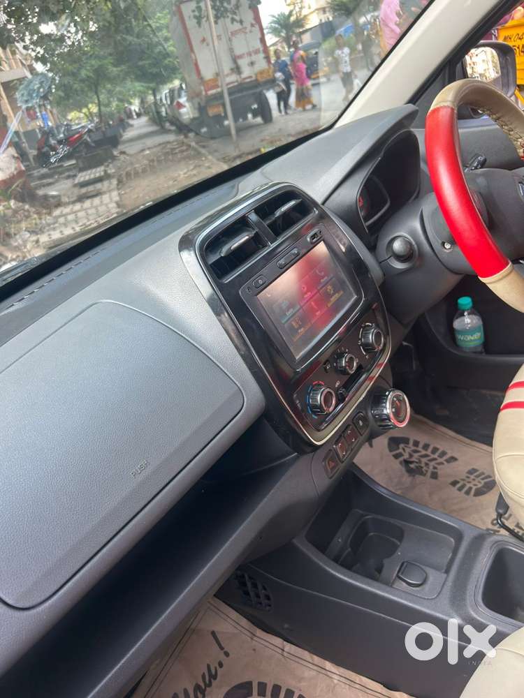 Renault Kwid Automatic Car