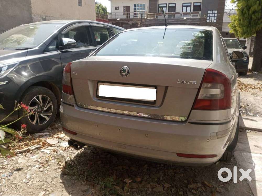 Skoda Laura Elegance 2.0 Tdi Cr Mt, 2013, Diesel