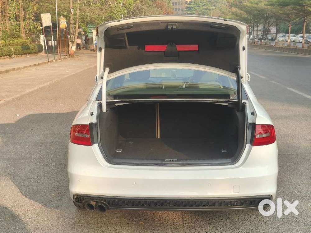 Audi A4 2.0 Tdi Premium With Sunroof, 2016, Diesel