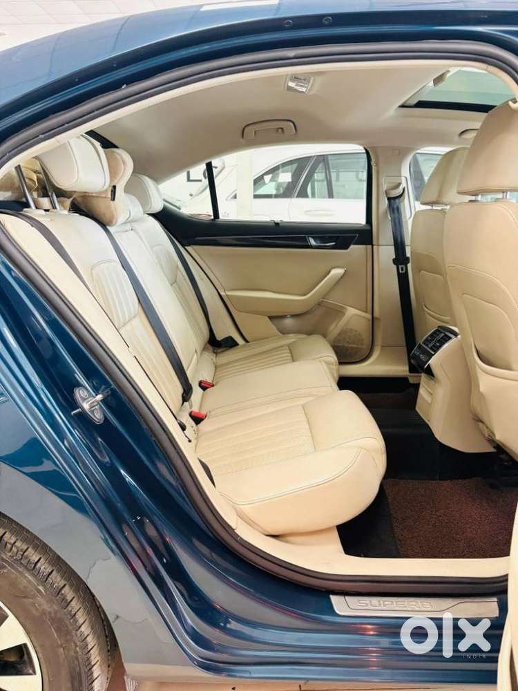 Skoda Superb 2.0 L&k Tsi At, 2021, Petrol