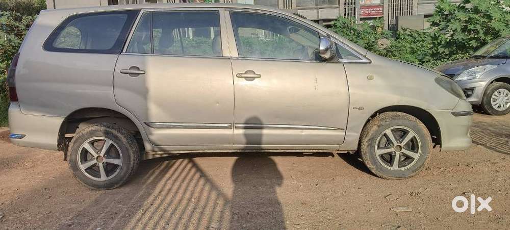 Toyota Innova 2.5 G (diesel) 7 Seater Bs Iv, 2007, Diesel