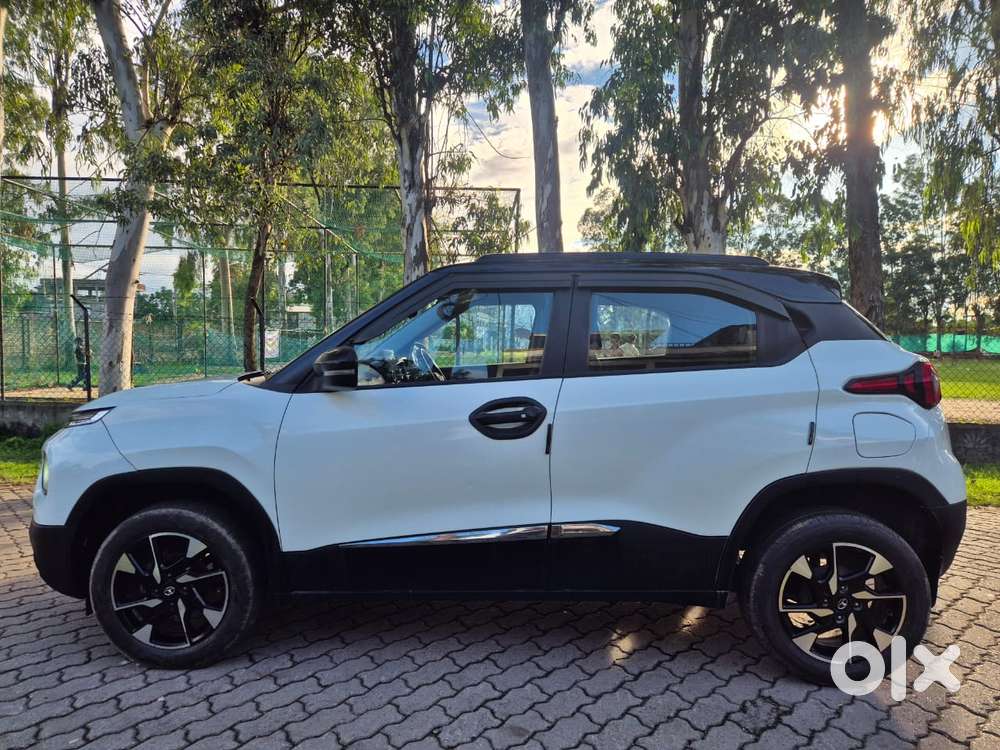 Tata Punch, 2022, Petrol