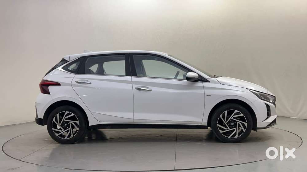 Hyundai New I20 1.2 Asta (o) Ivt, 2025, Petrol