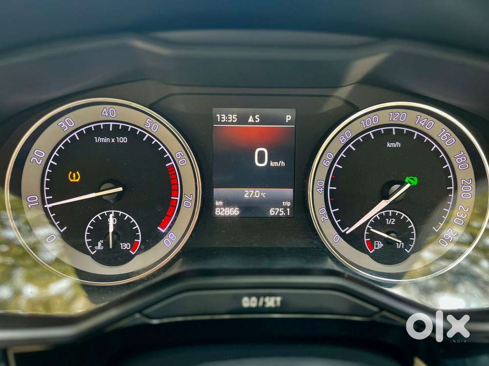 Skoda Superb L&k 1.8 Tsi At, 2019, Petrol