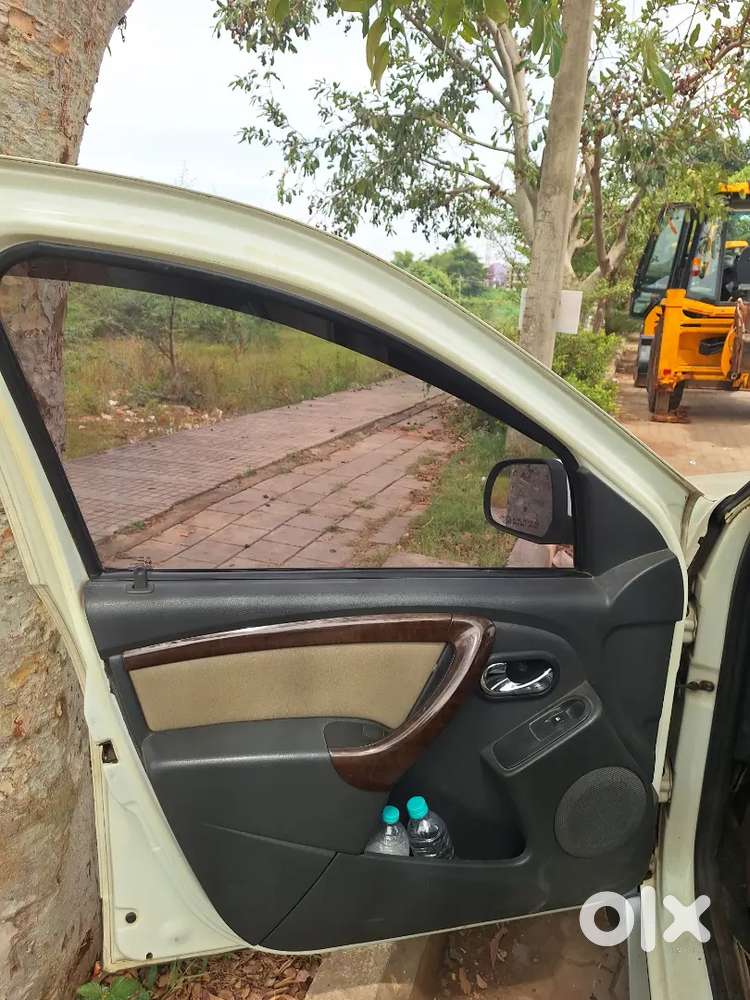 Renault Duster 2013 Diesel 183000 Km Driven