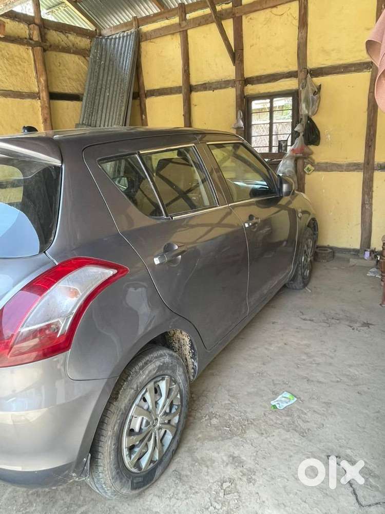 Maruti Suzuki Swift 2013 Oct Petrol Good Condition