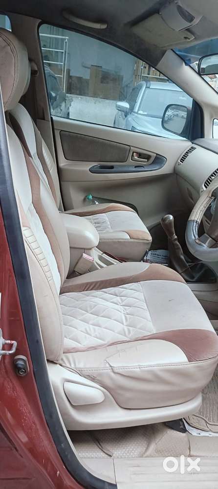 Toyota Innova 2.5 G (diesel) 8 Seater, 2005, Diesel