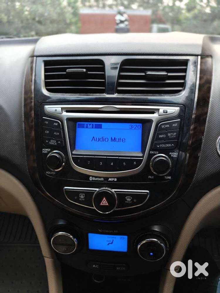 Hyundai Verna 1.6 Sx (o) Vtvt, 2013, Petrol