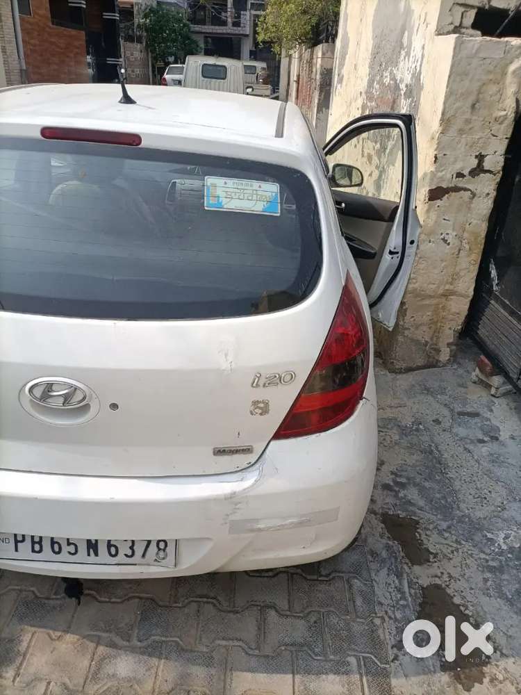 Hyundai I20 1.4 Magna 2011 Diesel