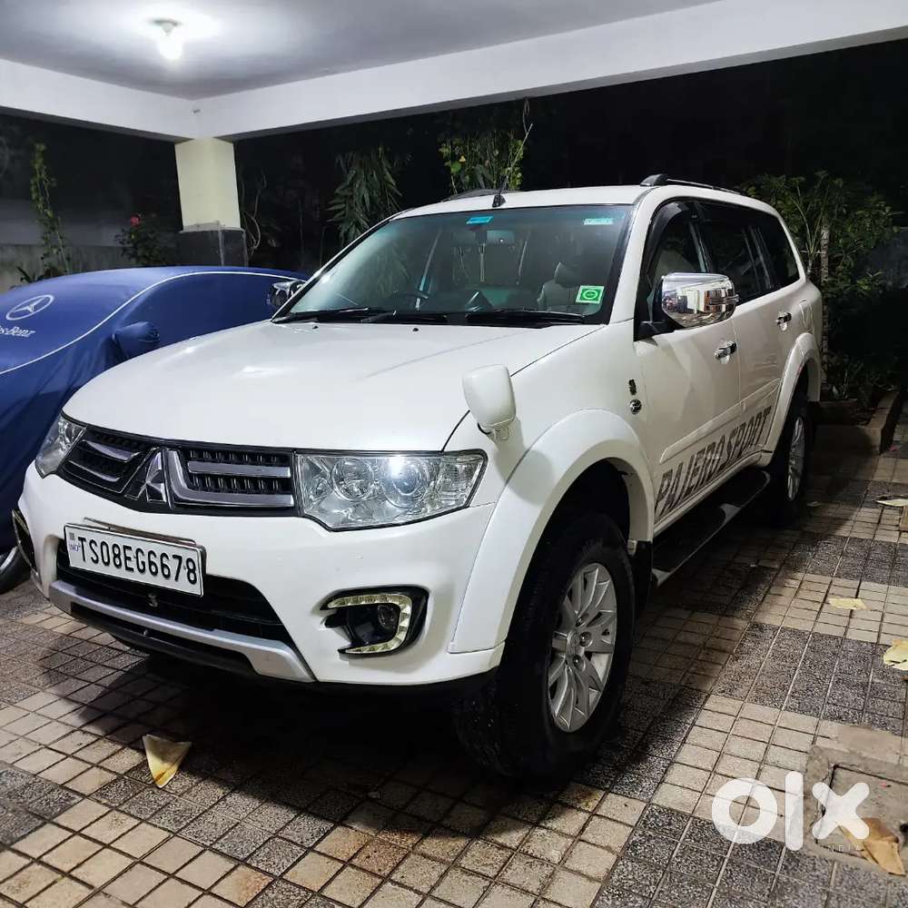 Mitsubishi Pajero Sport 2015