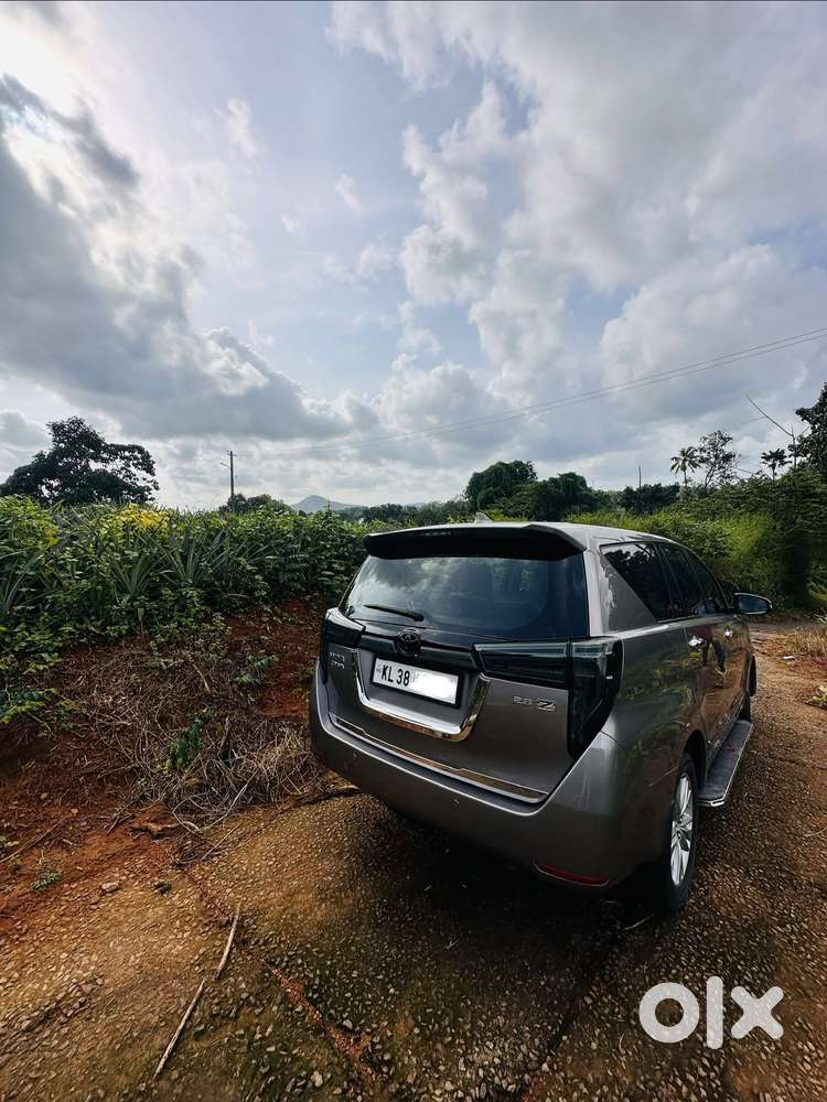 Toyota Innova Crysta 2.8 Zx At, 2016, Diesel