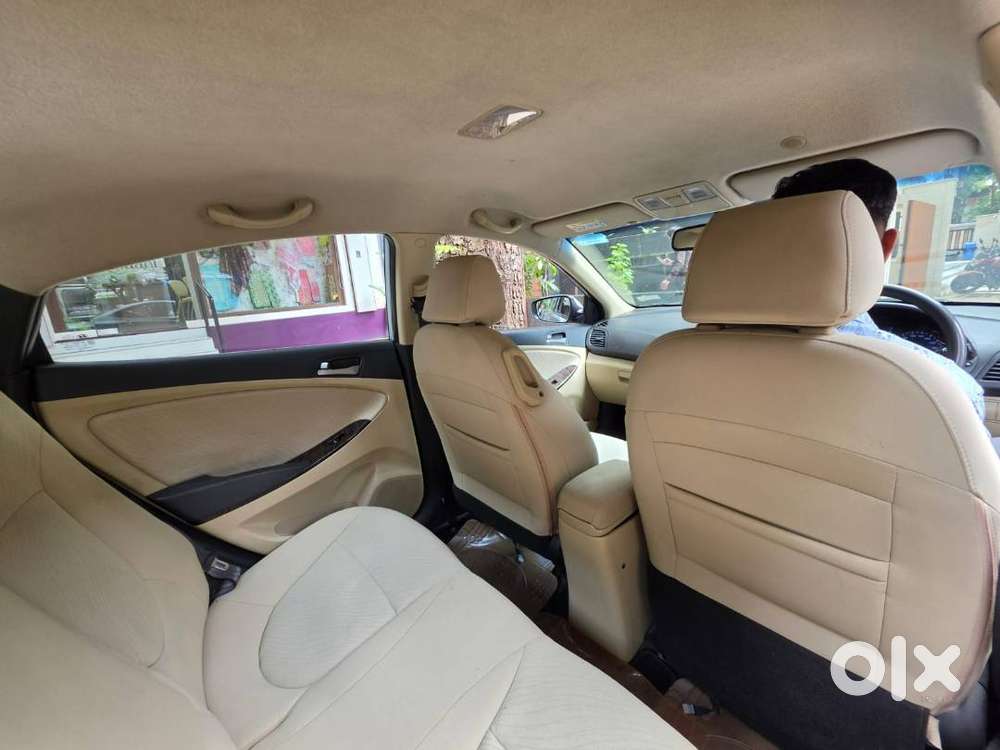 2106 Auto Hyundai Verna Low Kms/excellent Condition
