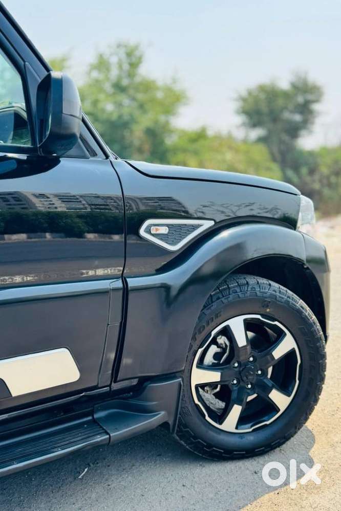 Mahindra Scorpio Classic 2.2 S 11 Mt 7 Str, 2025, Diesel