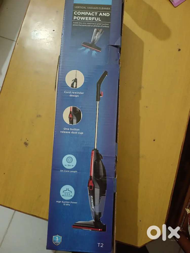 I'm selling Vacuum Cleaner brand new unused condition. 1 month old.