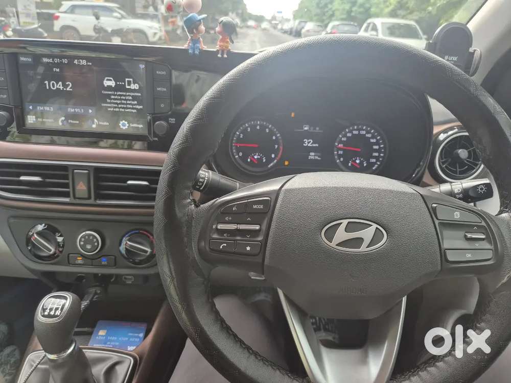 Hyundai Aura 2025 Petrol/cng 56500 Km Driven