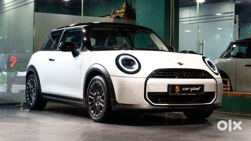 Mini Cooper Hatch, 2025, Petrol