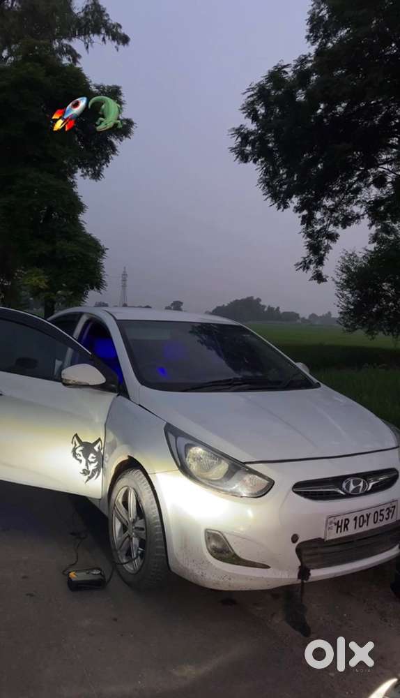 Hyundai New Verna 2015 Diesel 140000 Km Driven