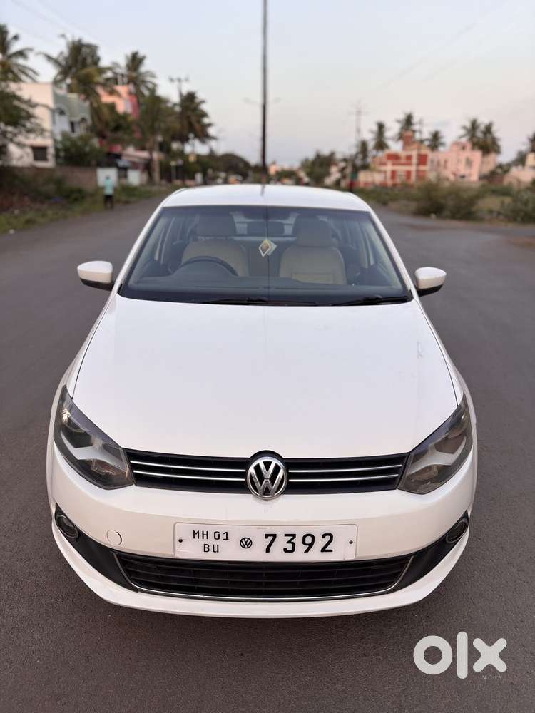 Volkswagen Vento 1.2 Tsi Highline Plus At, 2014, Petrol