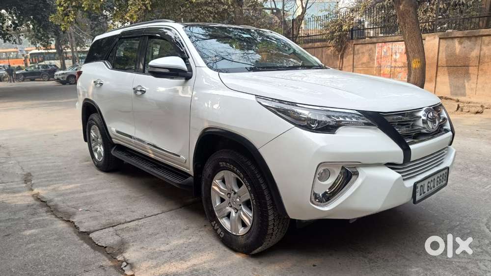 Toyota Fortuner [2021-ongoing] 2.7 4wd Petrol At, 2016, Petrol