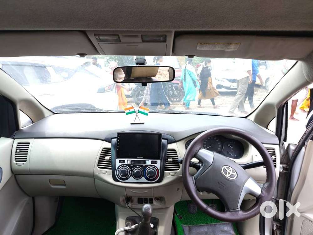 Taxi Innova Good Condition Life Tax Top End Model