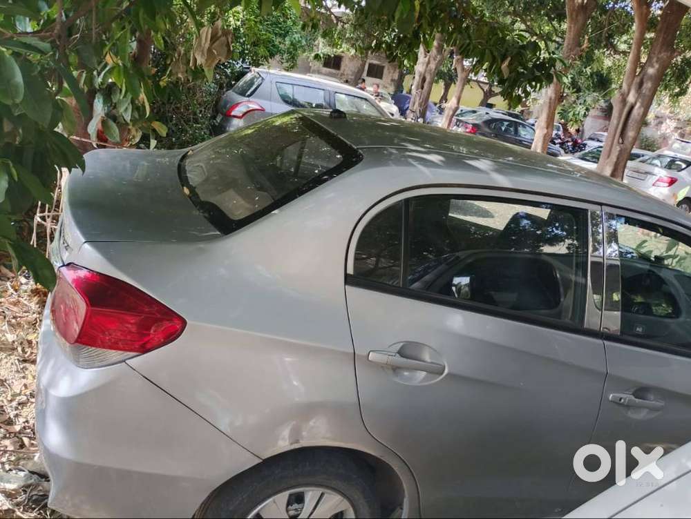 Honda Amaze 2015 Diesel – Well Maintained & Excellent Condition