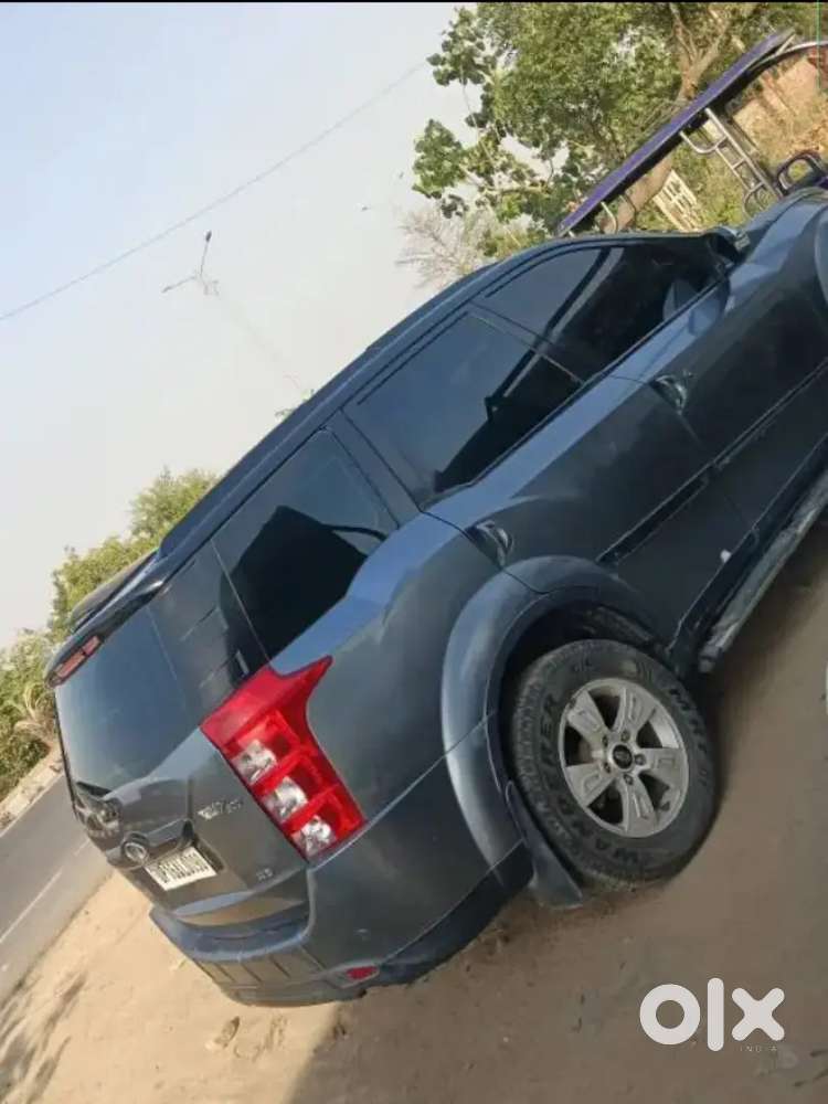 Mahindra Xuv500 2013 Diesel 70000 Km Driven