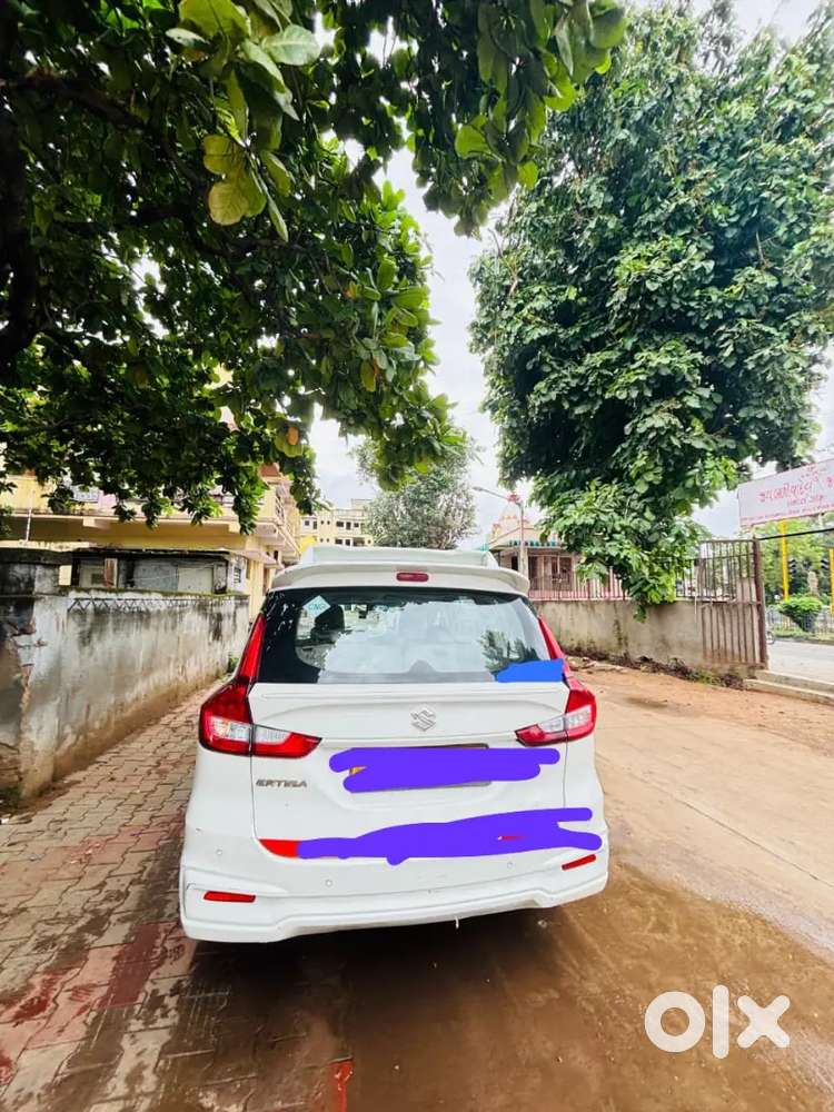 Maruti Suzuki Ertiga 2024 Petrol 122000 Km Driven