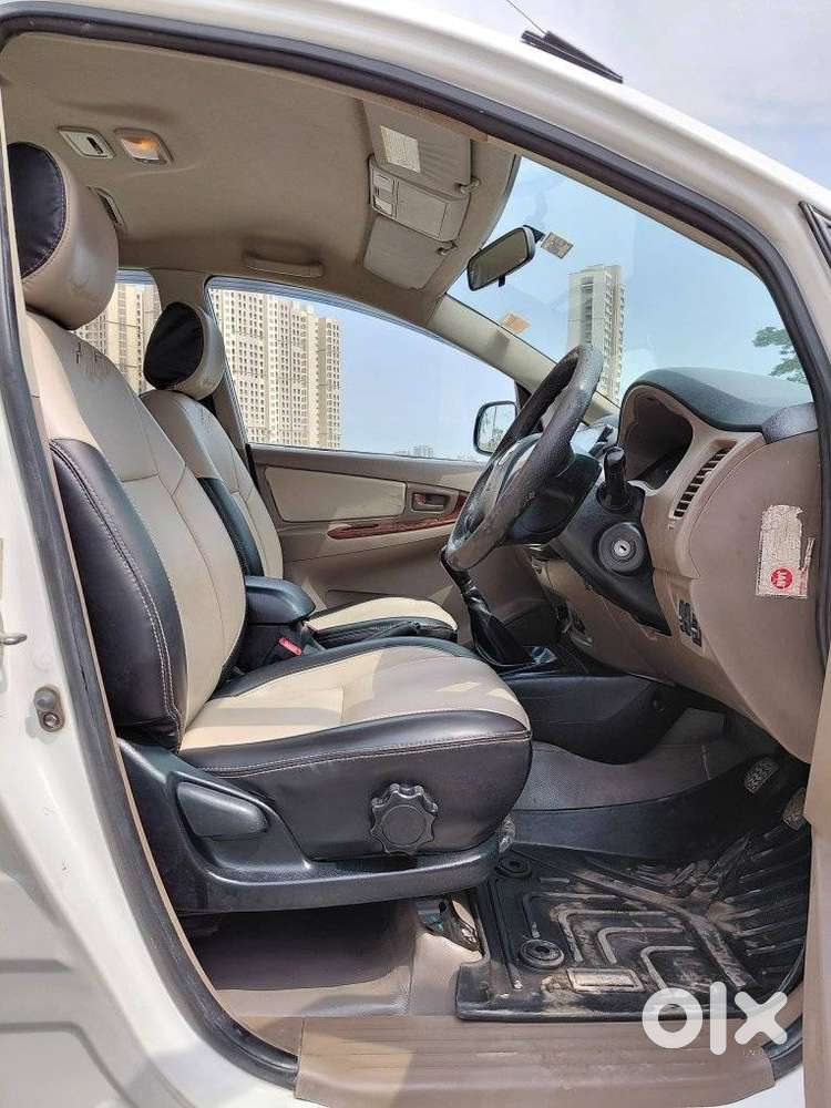 Toyota Innova 2.5 G (diesel) 7 Seater, 2016, Diesel
