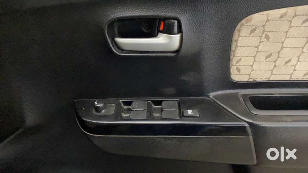 Maruti Suzuki Wagon R 1.0 Vxi, 2017, Cng & Hybrids