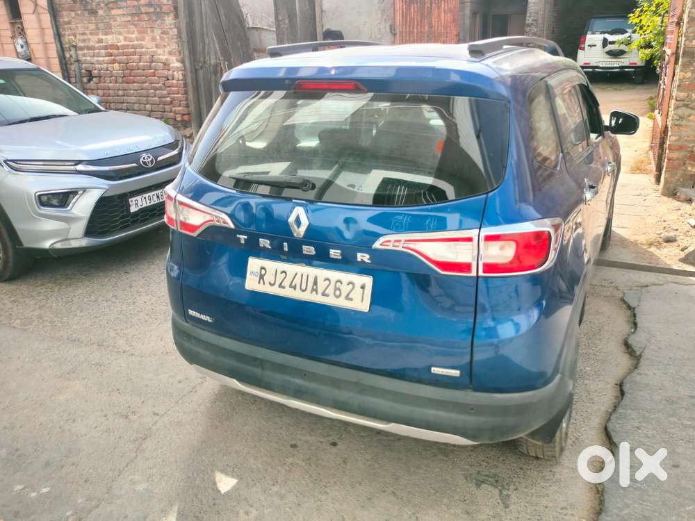 Renault Triber Rxz, 2021, Petrol