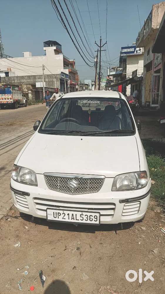 Geniune Driven Car On Single Hand