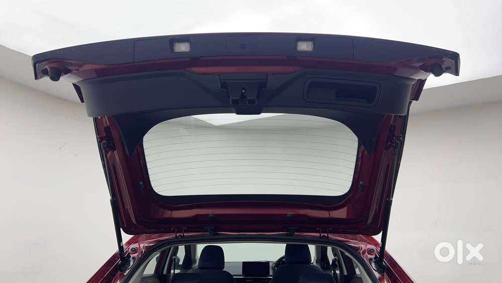 Tata Curvv S 1.2 Revotron Petrol 6mt, 2025, Petrol