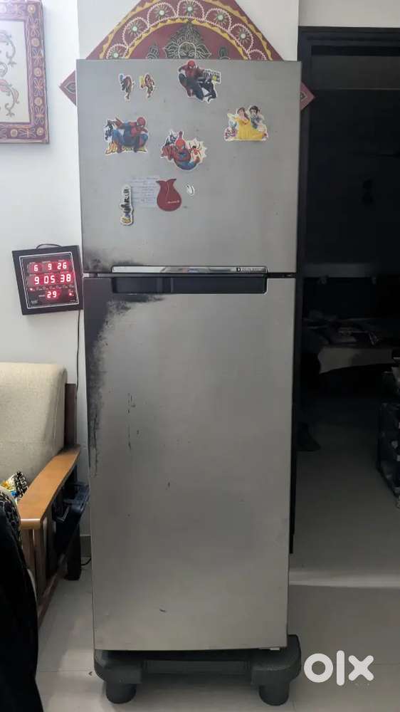 Fridge for sale 15000