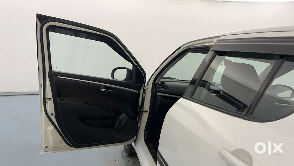 Maruti Suzuki Swift Vvt Vxi, 2014, Petrol