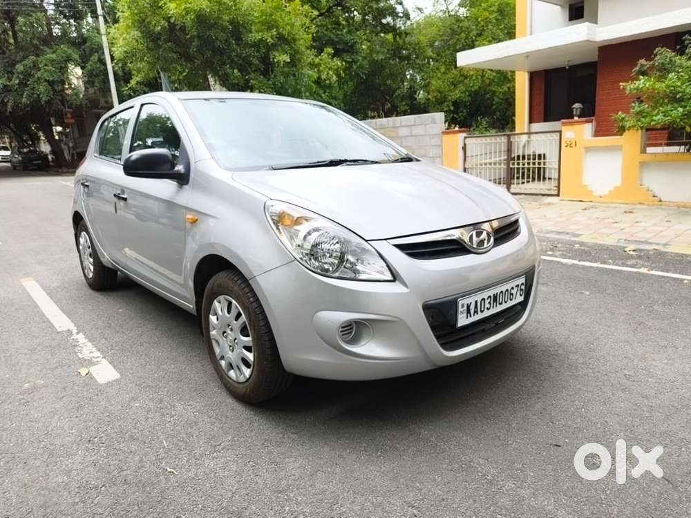 Hyundai I20 Era 1.2 Bs-iv, 2012, Petrol