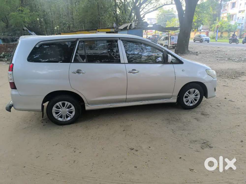 Toyota Innova 2013 Diesel Well Maintained