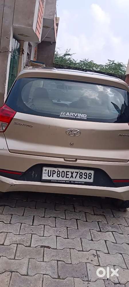 मुझे अपनी कर बेचनी है अर्जेंट में लेने वाले ही कॉल करें