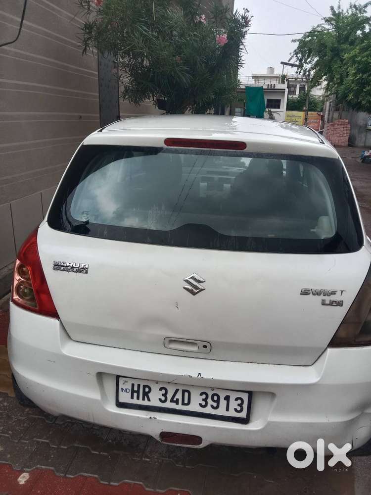 Urgent Sell Karni Hai Swift Ldi 2011 Model First Owner
