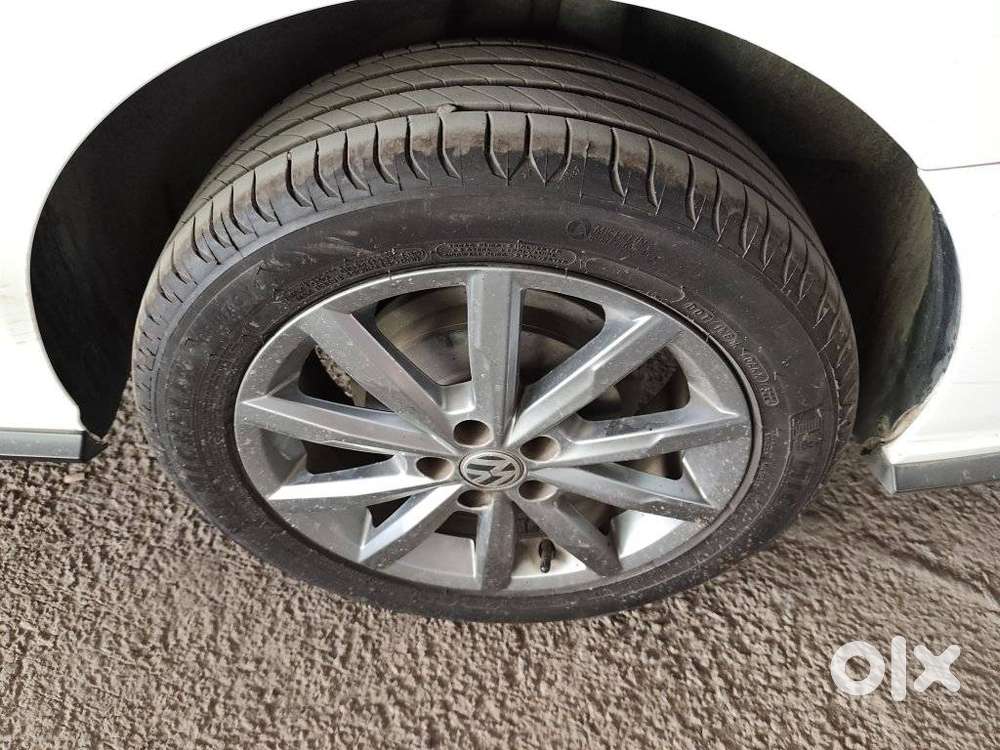 Volkswagen Vento 1.0 Highline Plus At, 2022, Petrol