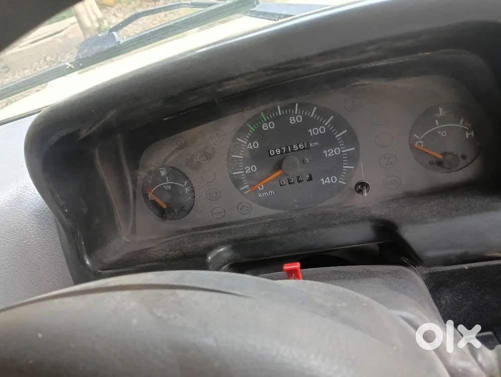 Bolero Macitruck All Paper Ok 0 Challan Well Maintain