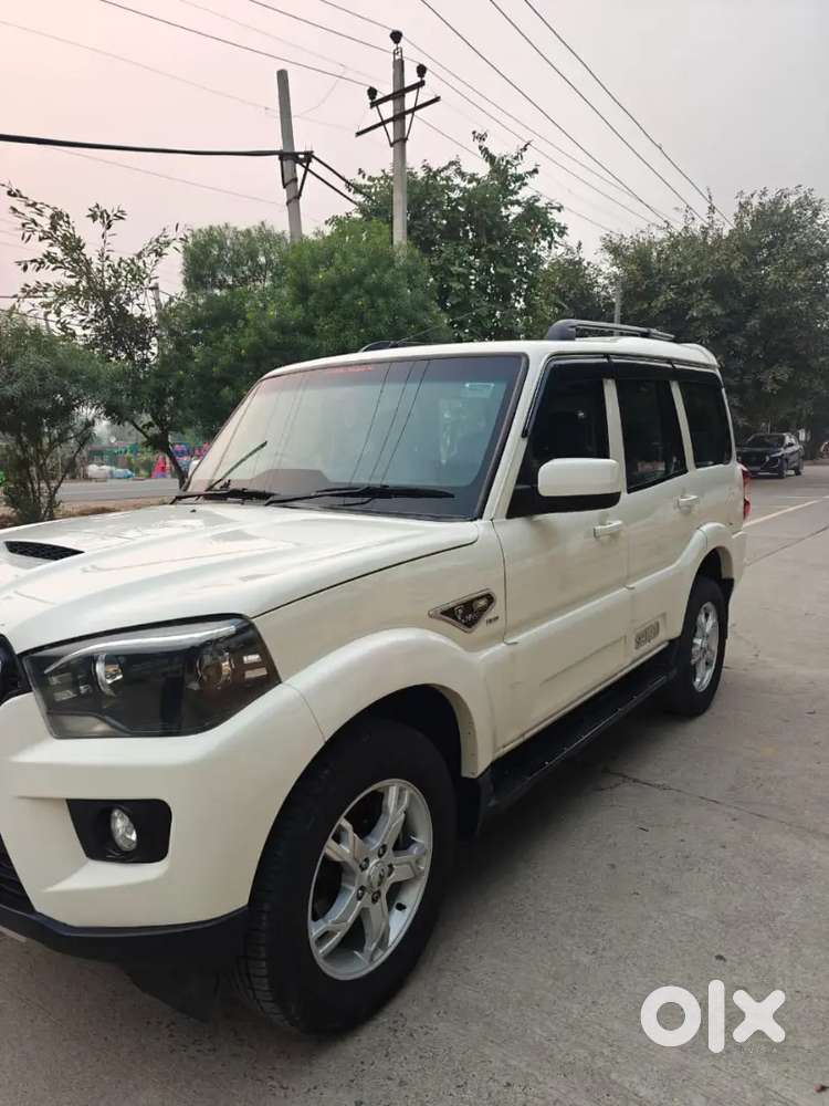 Mahindra Scorpio S7 2018 Diesel 65000 Km Driven