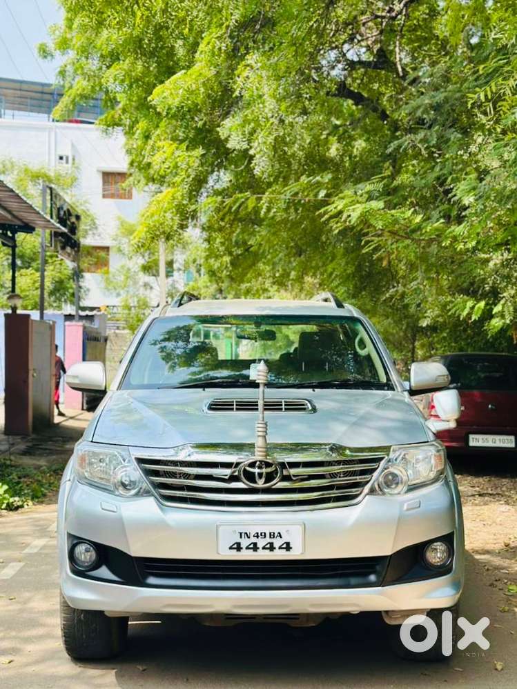 Toyota Fortuner 2011-2016 4x2 Manual, 2014, Diesel