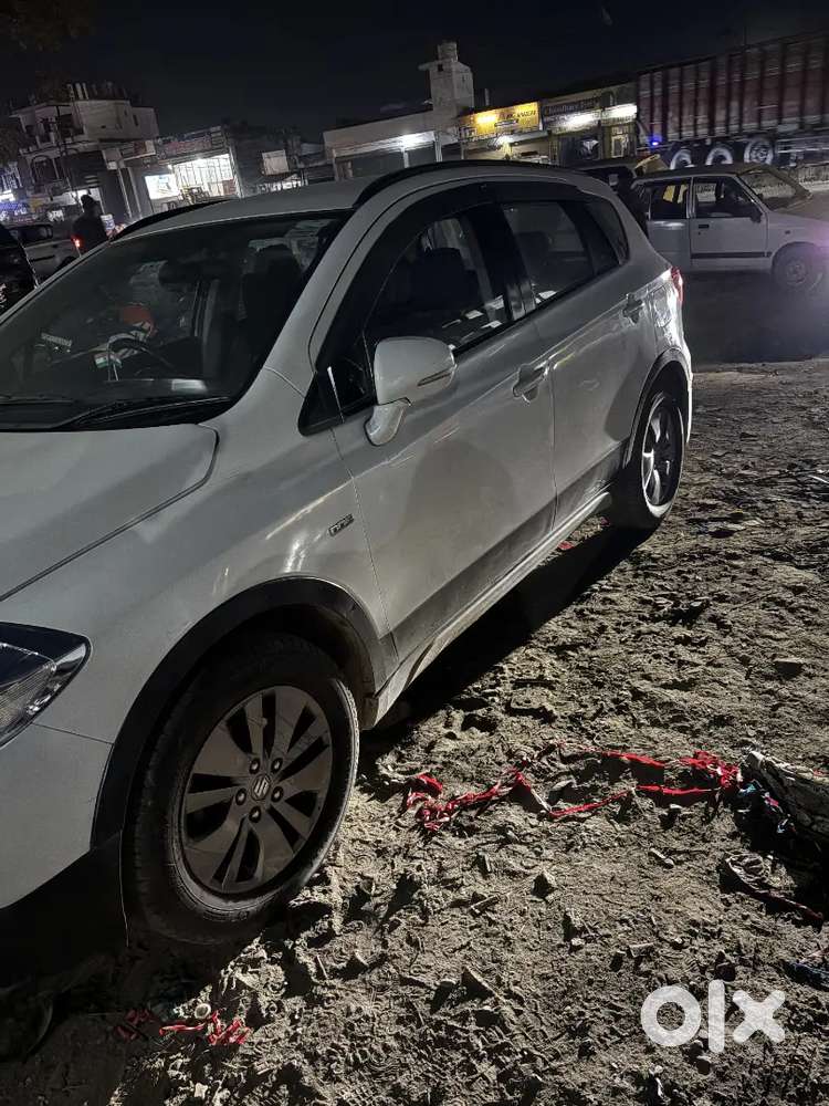 Maruti Suzuki S-cross 2016 Diesel Good Condition