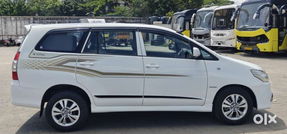 Toyota Innova 2.5 Gx 7 Seater Bs Iv, 2015, Diesel