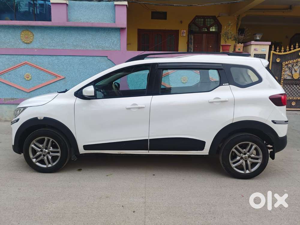 Renault Triber Rxz, 2020, Petrol