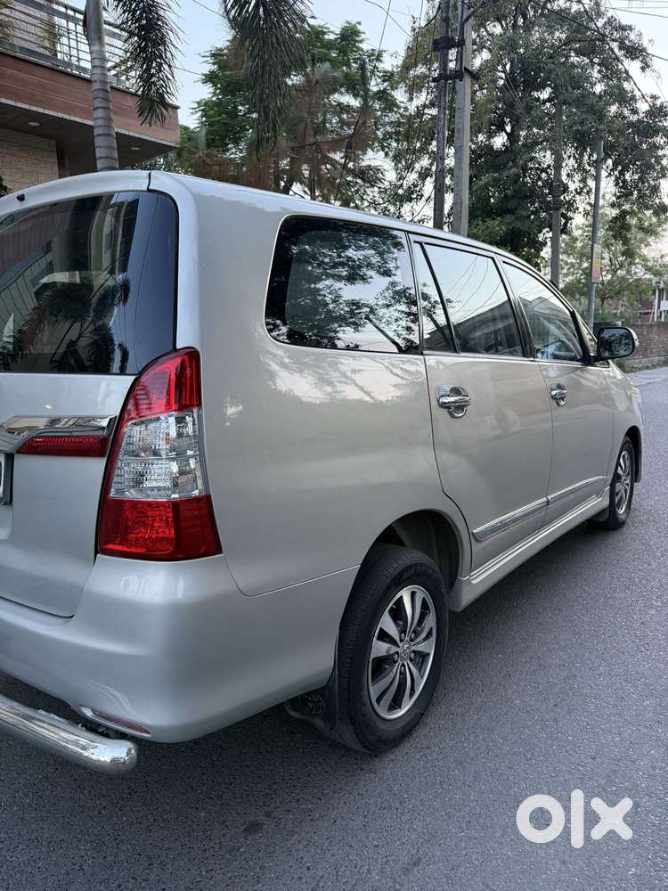 Toyota Innova 2.5 Vx 8 Str, 2015, Diesel