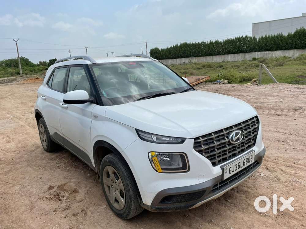 Hyundai Venue 2019 Diesel Well Maintained