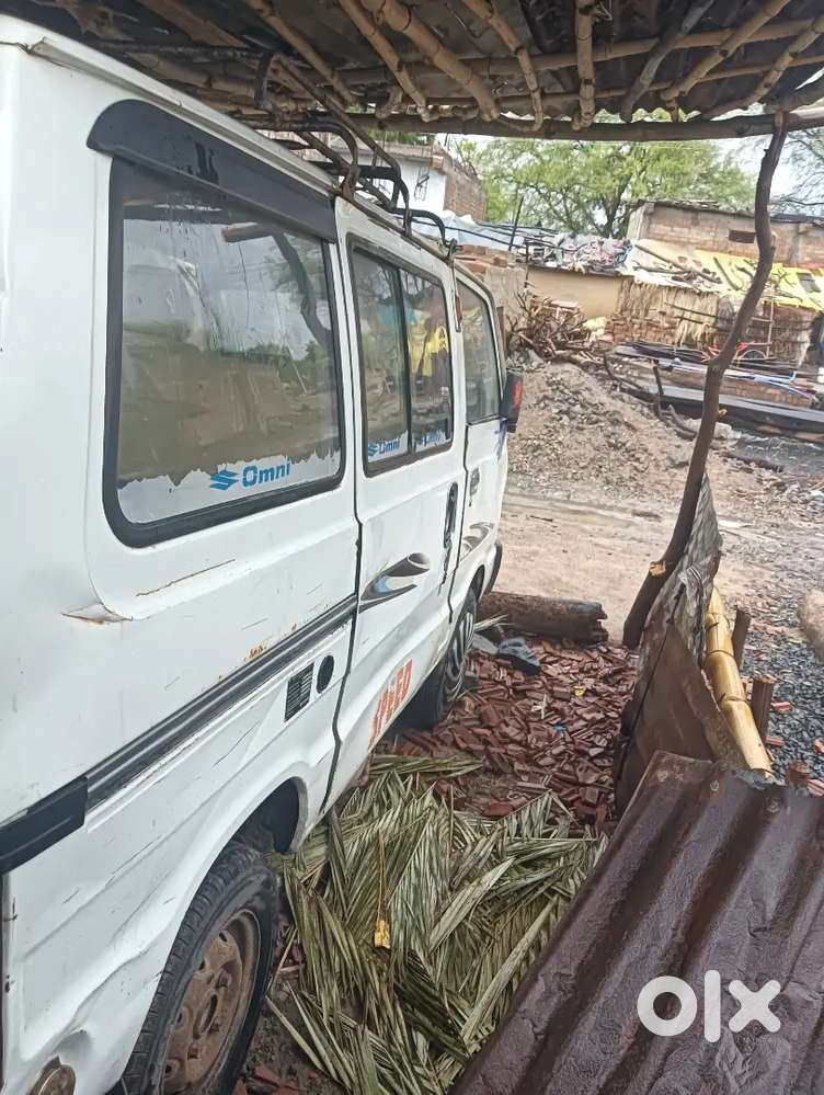 मारुति ओमनी
