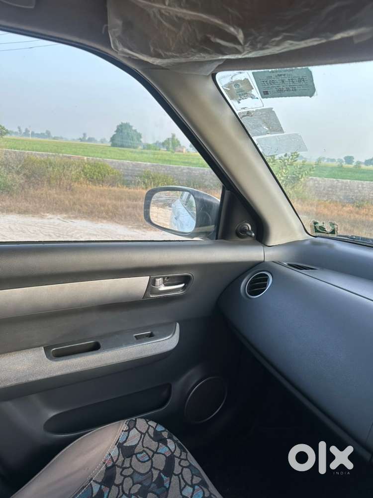 Maruti Suzuki Swift Dzire 2009