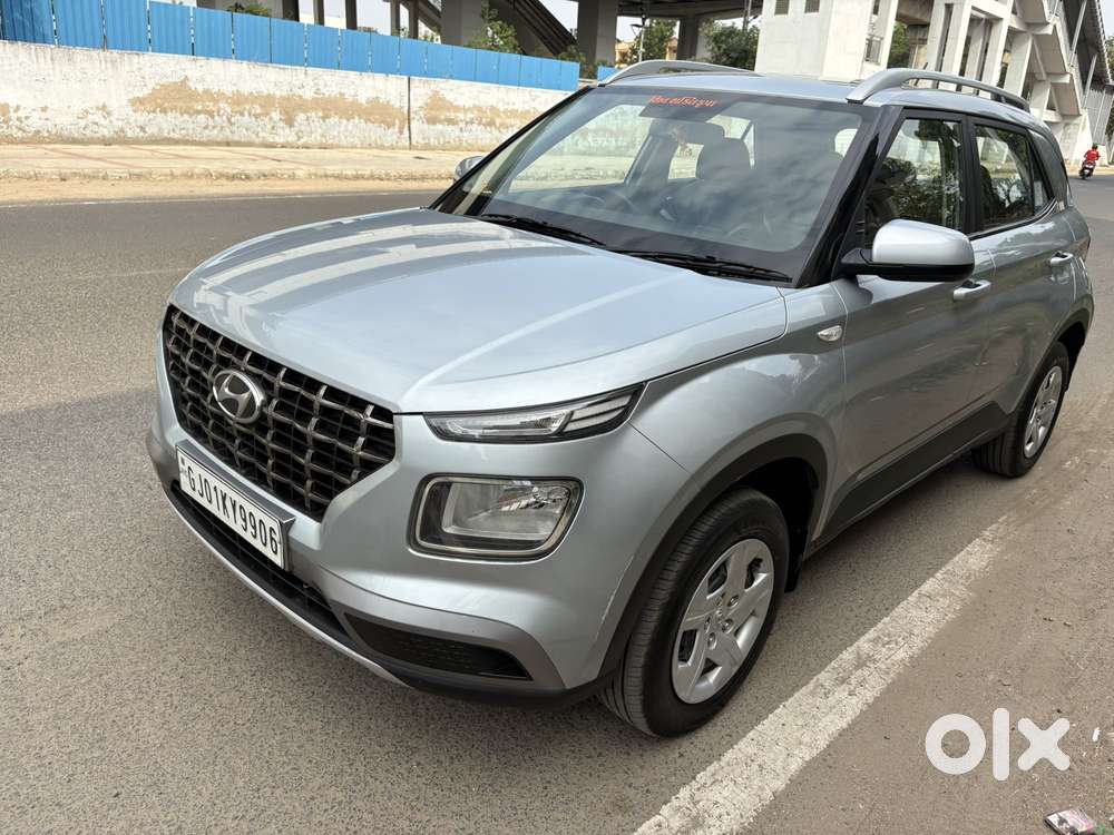 Hyundai Venue S Turbo Dct, 2020, Petrol